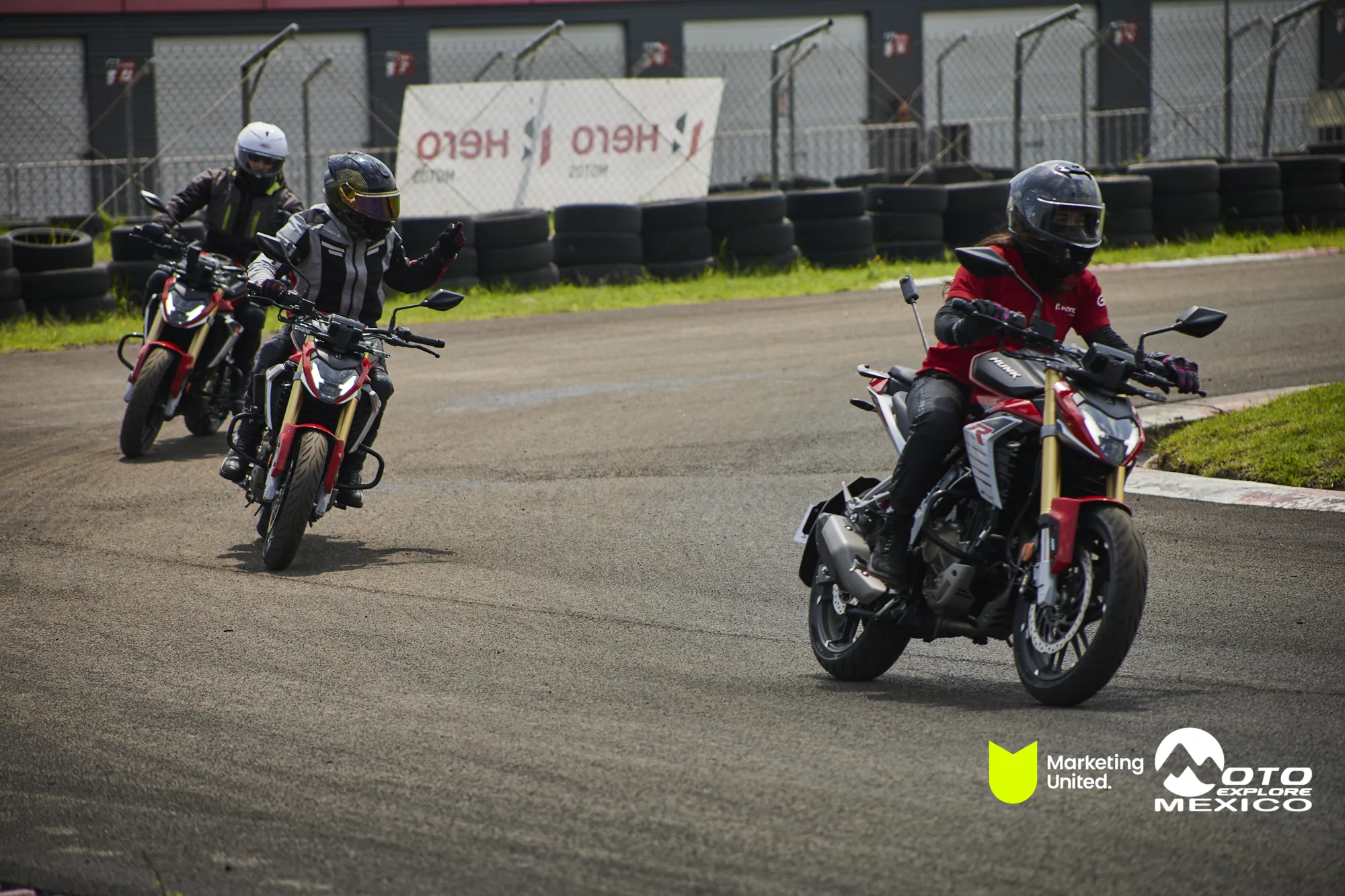 HUNK TRACKDAY 302